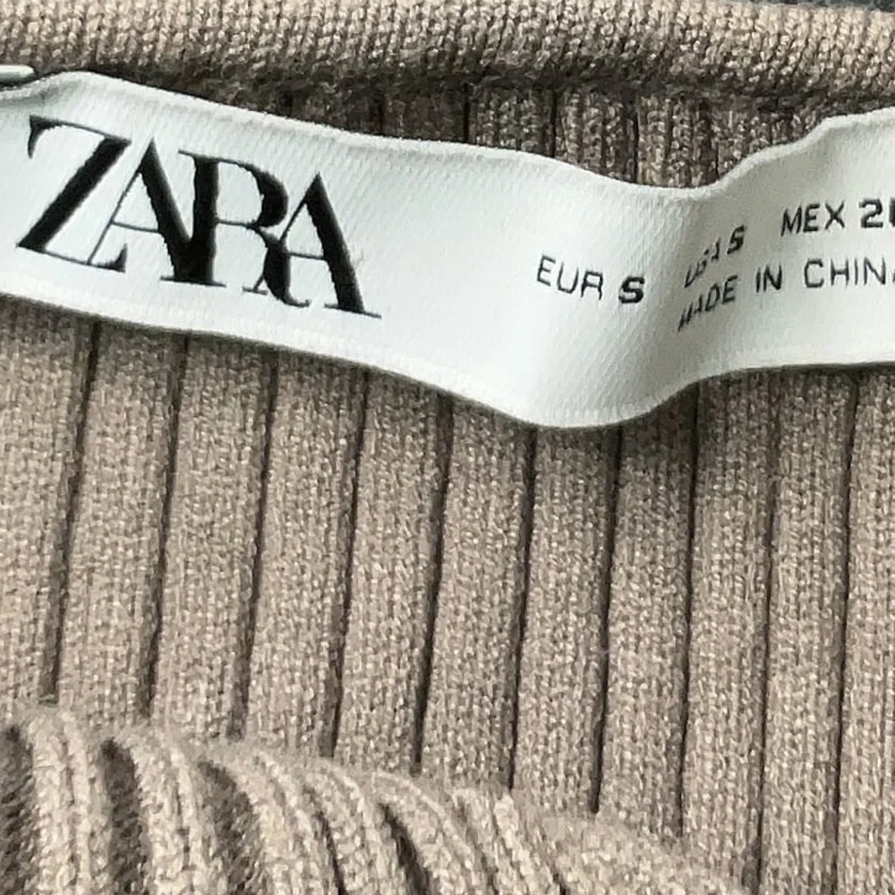 Zara Taupe Ribbed Knit Top - Picture 3 of 3